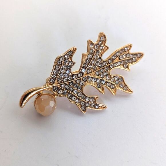 Nicole Purest Essence Gold Tone Pave Rhinestone Stunning Oak Leaf Brooch NWT - Picture 3 of 4